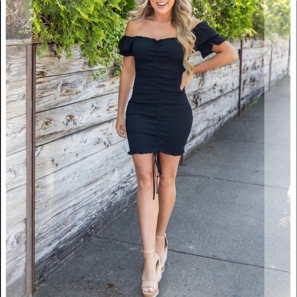 Nwt Black smocked adjustable dress off shoulder - Picture 7 of 17